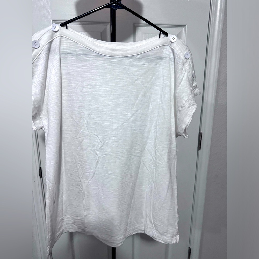 Women’s blouse
